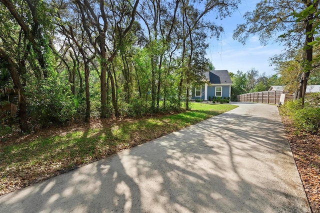 view of front of home featuring concrete driveway