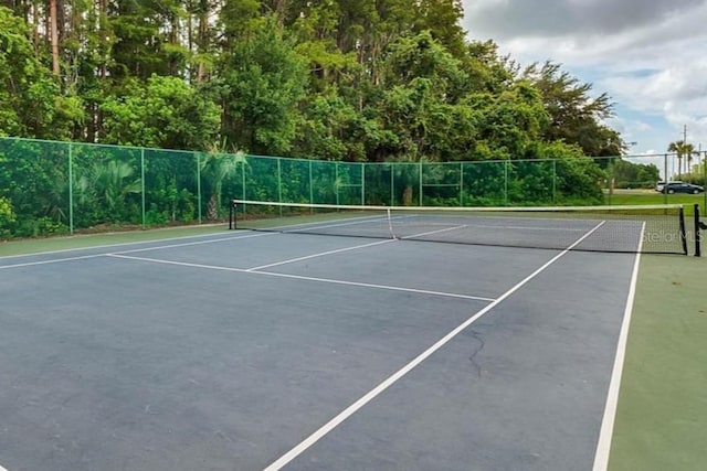 4706 Sutton Ter Unit 111A2, Orlando, FL 32811 - view of tennis court