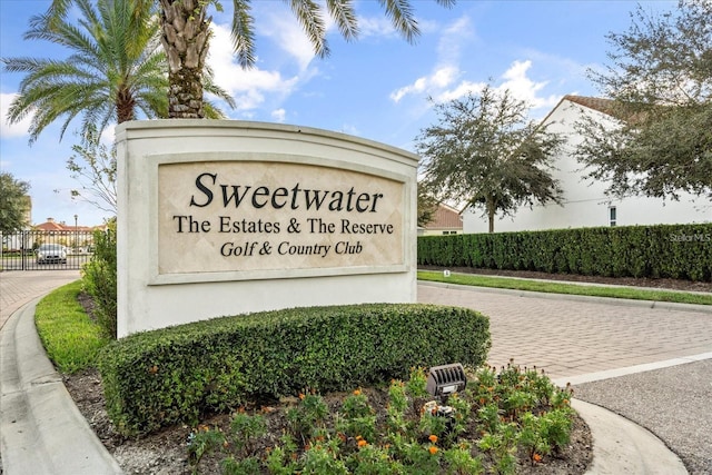 2710 Bolzano Dr, Apopka, FL 32712 - community sign with fence