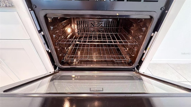 room details featuring dishwasher