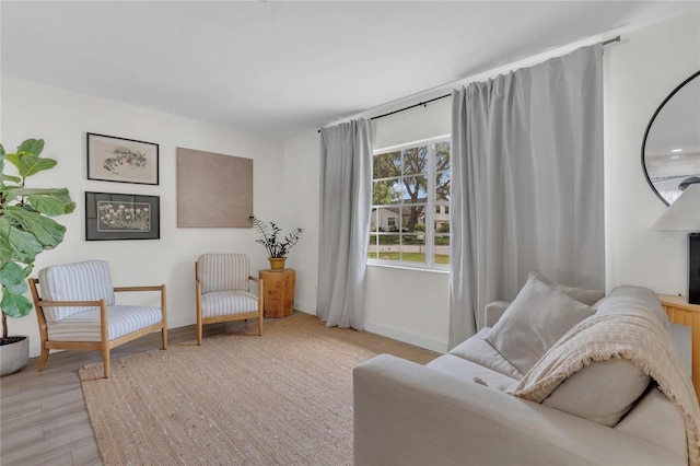 4636 Mesa Verde Dr, Saint Cloud, FL 34769 - sitting room featuring light wood-style flooring and baseboards