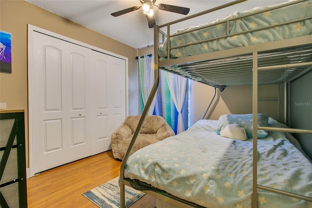 400 Shelby Ct, Apopka, FL 32712 - bedroom featuring wood finished floors, a closet, and a ceiling fan