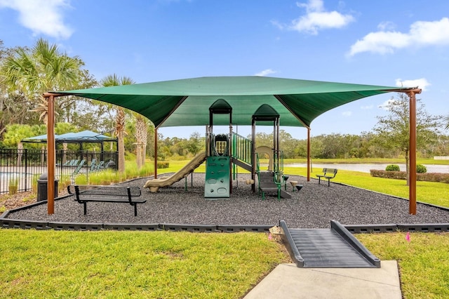715 Chinoy Rd, Davenport, FL 33837 - community jungle gym with a lawn