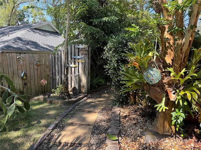 913 Red Fox Rd, Altamonte Springs, FL 32714 - view of yard with fence