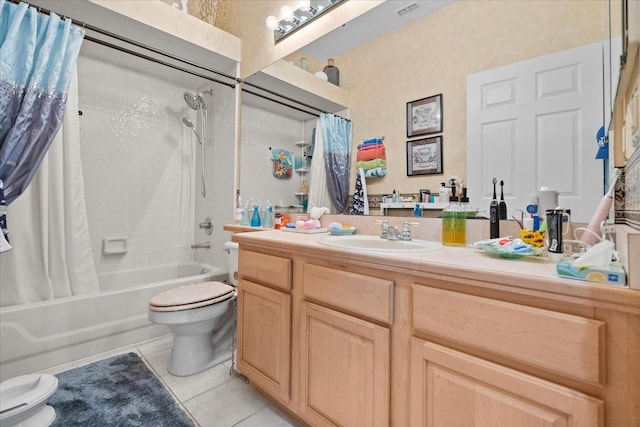 2808 Osprey Cove Pl Unit 201, Kissimmee, FL 34746 - bathroom featuring toilet, vanity, shower / bath combo, and tile patterned flooring