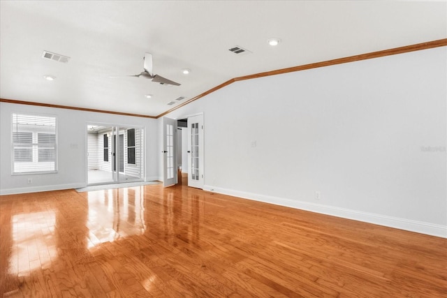 10809 Cedar Cove Dr, Thonotosassa, FL 33592 - interior space with light wood-style flooring, crown molding, lofted ceiling, and visible vents