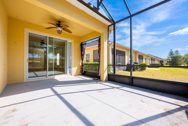 3205 Sonesta Ct Unit F, Clermont, FL 34711 - unfurnished sunroom featuring ceiling fan