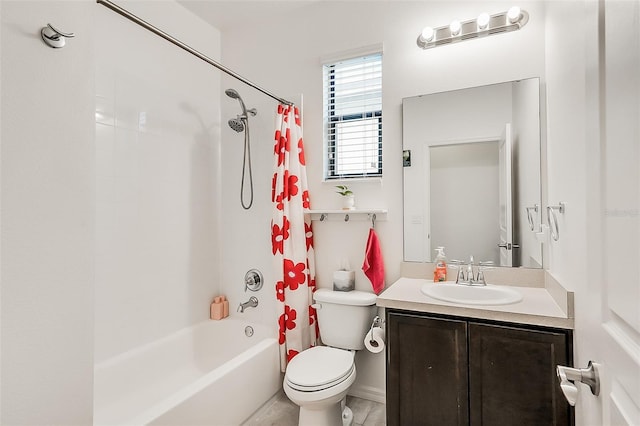 bathroom with shower / bath combo with shower curtain, vanity, and toilet