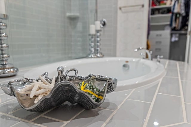 room details featuring a bath