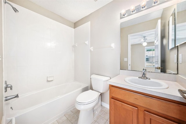 5004 Ashford Falls Ln, Oviedo, FL 32765 - bathroom featuring toilet, shower / washtub combination, vanity, a ceiling fan, and baseboards