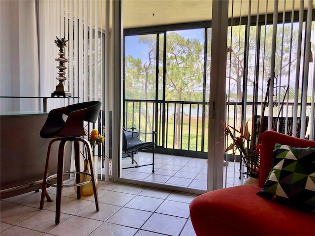 25806 Cockleshell Dr Unit 314, Bonita Springs, FL 34135 - view of sunroom / solarium