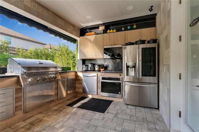 8109 Ludington Cir, Orlando, FL 32836 - view of patio / terrace featuring grilling area and exterior kitchen