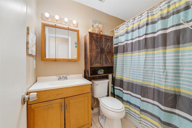 9231 Ventana Ln, Orlando, FL 32825 - bathroom featuring tile patterned flooring, toilet, vanity, and a shower with curtain