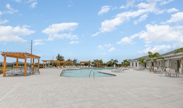 7162 Tigereye Way, Grant, FL 32949 - community pool with a pergola and a patio