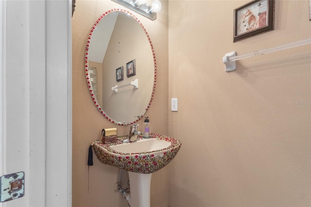 9244 Pecky Cypress Way, Orlando, FL 32836 - view of bathroom