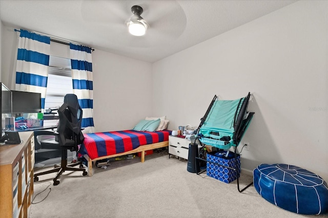 4301 Creek Bank Dr, Kissimmee, FL 34744 - carpeted bedroom with a ceiling fan