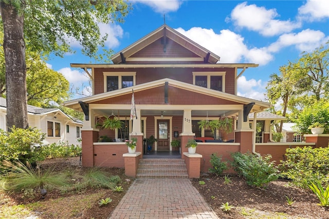 traditional style home featuring a porch