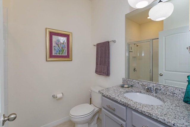 6960 Audobon Osprey Cv, Harmony, FL 34773 - full bath featuring toilet, a stall shower, baseboards, and vanity