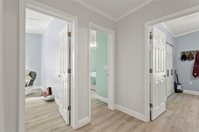 6330 Oil Well Rd, Clermont, FL 34714 - corridor with baseboards, light wood-type flooring, and ornamental molding