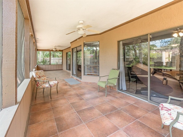 490 Burnt Tree Ln, Apopka, FL 32712 - sunroom featuring a ceiling fan