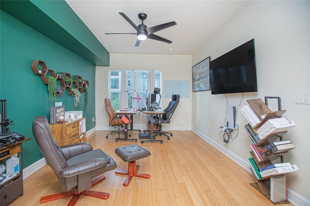 204 E S St Unit 2061, Orlando, FL 32801 - office space with baseboards, ceiling fan, and wood finished floors