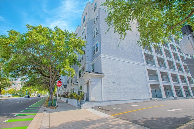 204 E S St Unit 2061, Orlando, FL 32801 - view of side of property