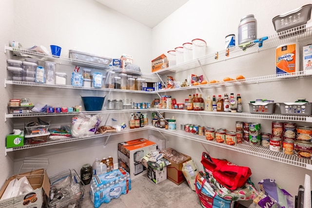 4231 Swan St, Haines City, FL 33844 - view of pantry