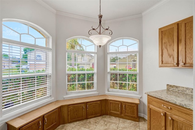 7762 Newlan Dr, Orlando, FL 32818 - dining room with crown molding