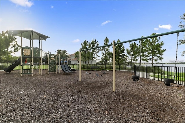 7837 Bostonian Dr, Winter Garden, FL 34787 - communal playground featuring fence