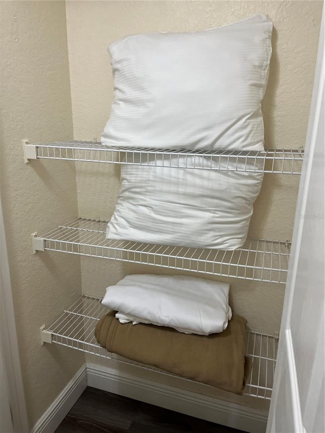 12539 Floridays Resort Dr Unit 208D, Orlando, FL 32821 - view of closet