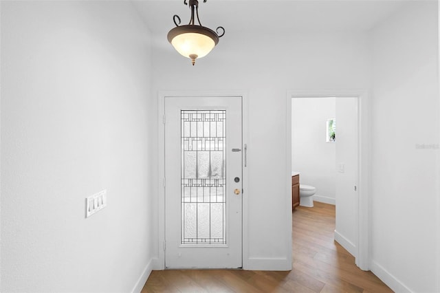456 Harbor Winds Ct, Winter Springs, FL 32708 - entrance foyer with baseboards and light wood-style floors