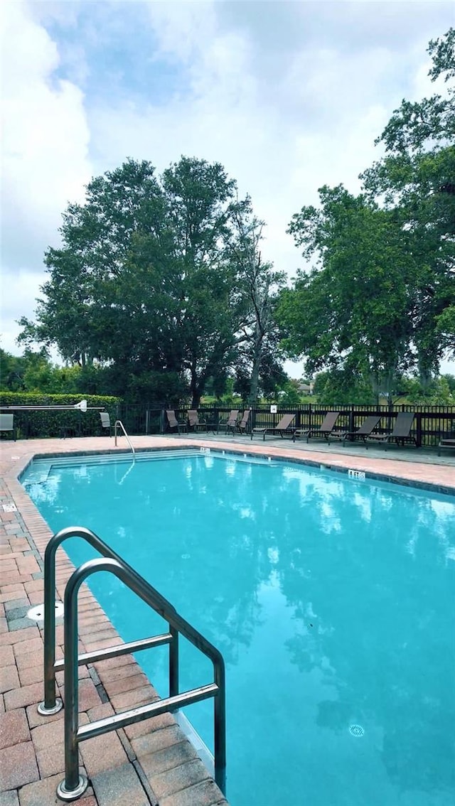 528 Bridgeford Crossing Blvd, Davenport, FL 33837 - view of community pool