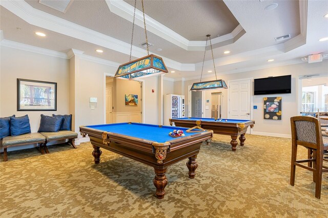 8296 Portofino Dr Unit 405, Davenport, FL 33896 - rec room with carpet, visible vents, and a tray ceiling