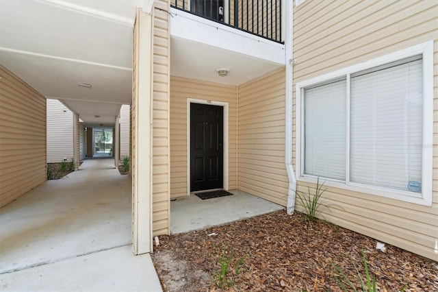 3921 SW 34th St Unit 102, Gainesville, FL 32608 - entrance to property featuring a balcony
