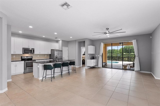 2142 Victoria Dr, Davenport, FL 33837 - photo 5