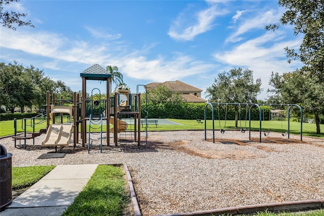 1803 Glenbay Ct, Windermere, FL 34786 - communal playground with a yard