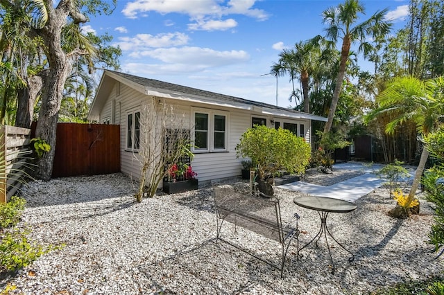 913 Tennessee Ln, Sarasota, FL 34234 - back of property featuring a patio area