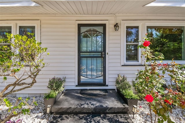 913 Tennessee Ln, Sarasota, FL 34234 - entrance to property with covered porch