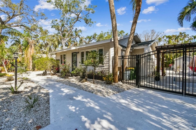 913 Tennessee Ln, Sarasota, FL 34234 - ranch-style house with a gate