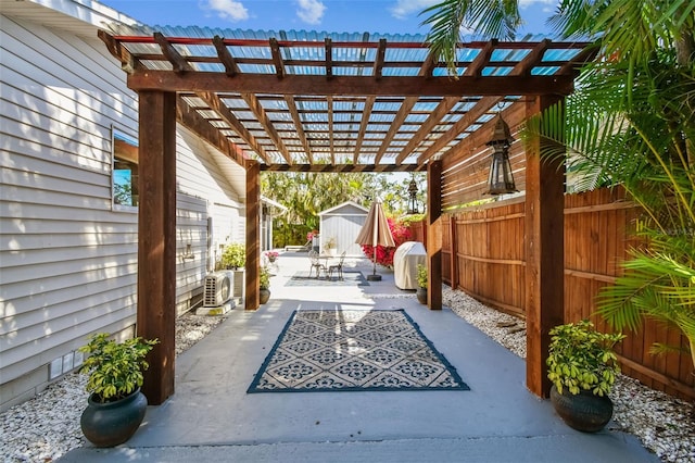 913 Tennessee Ln, Sarasota, FL 34234 - fenced backyard featuring a patio, a pergola, and a cooling unit