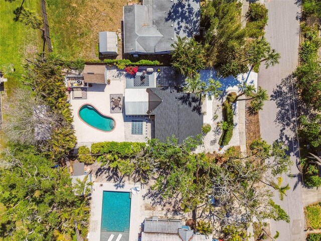 913 Tennessee Ln, Sarasota, FL 34234 - aerial view of a pool