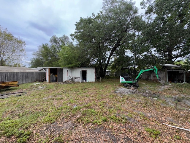 view of yard with an outdoor structure and an outbuilding