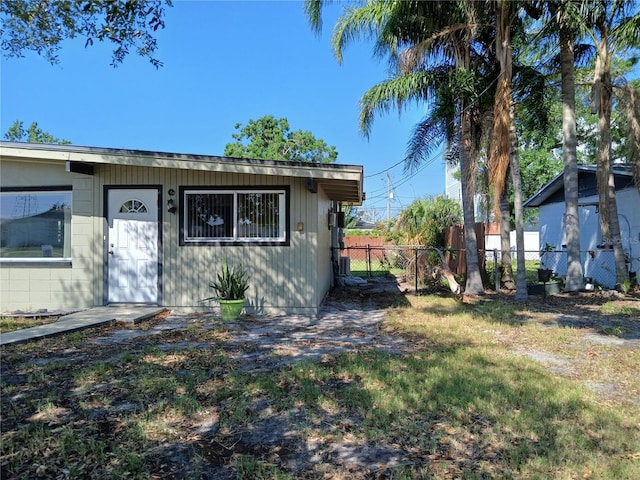 316 Country Club Dr, Oldsmar, FL 34677 - view of outdoor structure with fence