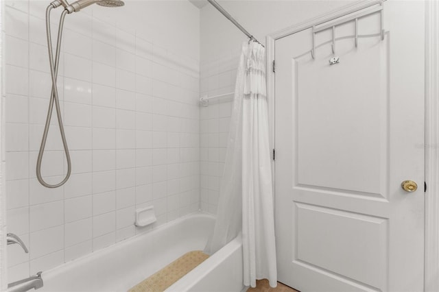 4897 Cypress Woods Dr Unit 6314, Orlando, FL 32811 - full bath featuring shower / tub combo with curtain