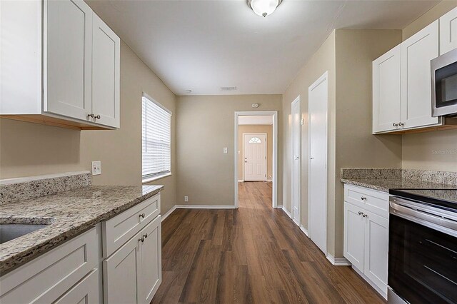 2001 16th St S, Saint Petersburg, FL 33705 - photo 4