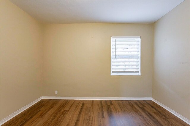 2001 16th St S, Saint Petersburg, FL 33705 - photo 13