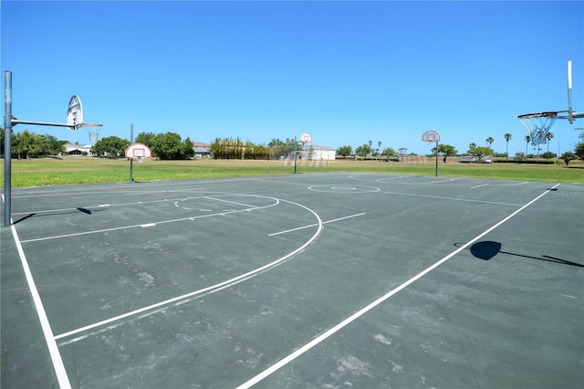 1415 Sherbourne St, Winter Garden, FL 34787 - view of basketball court featuring community basketball court and a lawn