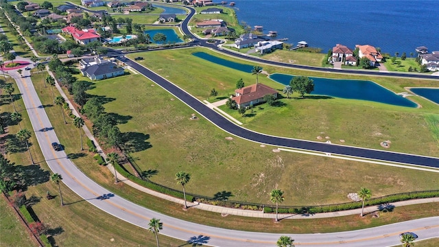 823 Waterfern Trail Dr, Auburndale, FL 33823