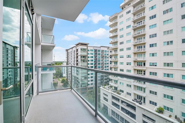 101 S Eola Dr Unit 1018, Orlando, FL 32801 - balcony featuring a view of city