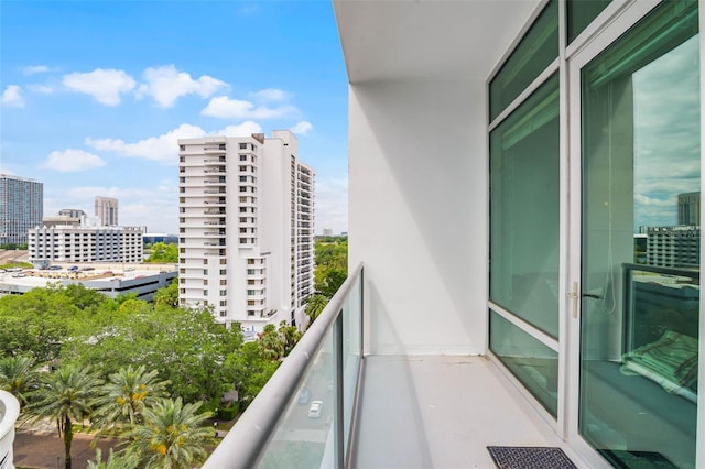 101 S Eola Dr Unit 1018, Orlando, FL 32801 - balcony featuring a view of city